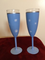 Winter Wonderland Toasting Flutes